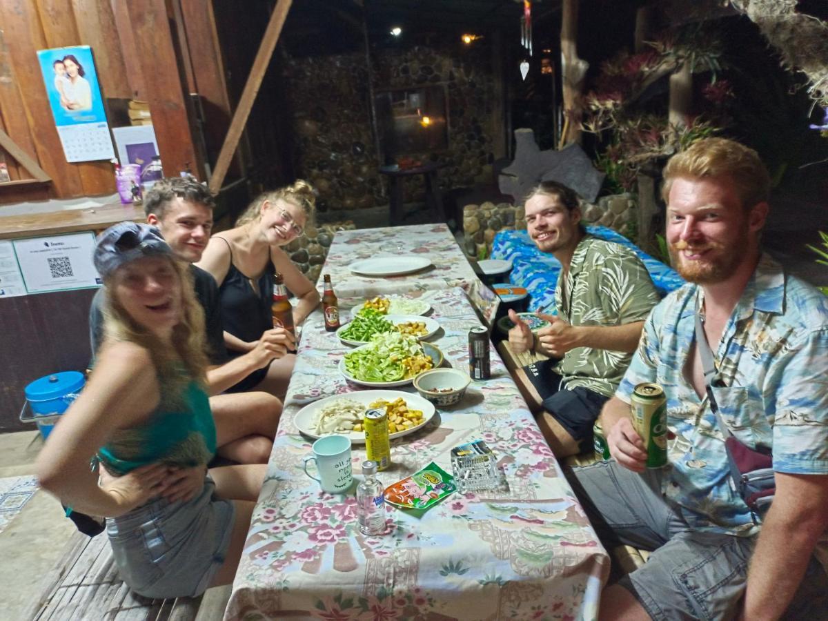 Sunny Tayai Hostel Pai Εξωτερικό φωτογραφία
